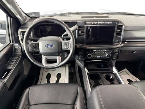 Used 2024 Ford F350 Lariat image 21