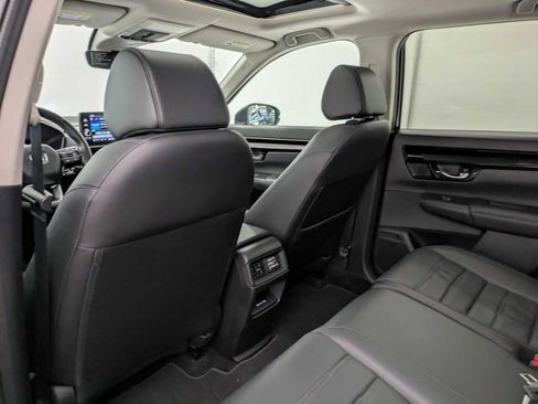Used 2025 Honda CR-V EX-L image 18