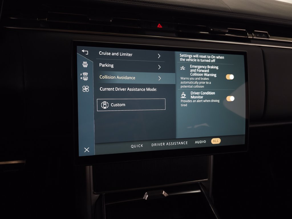 Certified 2025 Land Rover Range Rover Autobiography AWD/4WD image 29