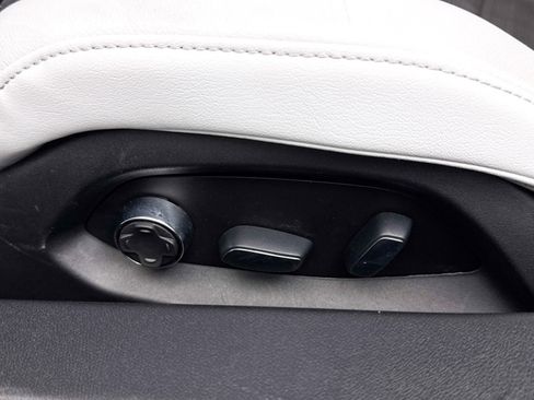 Used 2020 Chevrolet Corvette Stingray w/ 3LT Preferred Equipment Group image 29