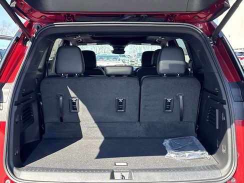 New 2026 GMC Acadia Elevation w/ Black Edition FWD image 11