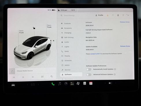 Used 2022 Tesla Model Y Performance AWD/4WD image 34