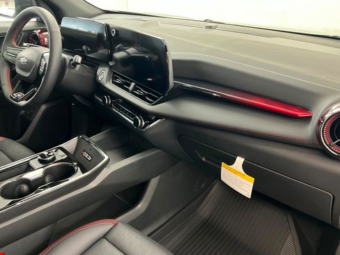 New 2027 Chevrolet Equinox RS w/ Convenience Package III AWD/4WD image 25