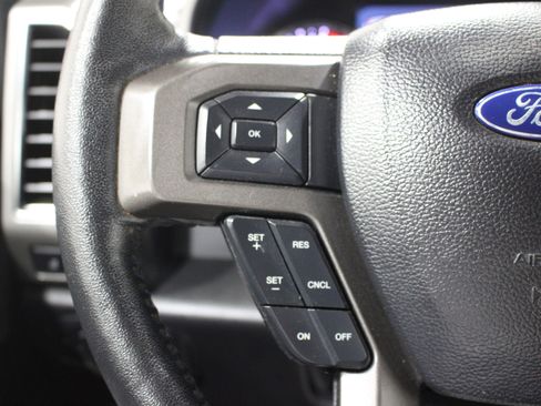 Used 2020 Ford Expedition XLT w/ Equipment Group 202A image 11