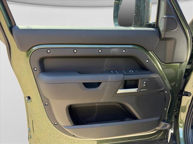 New 2026 Land Rover Defender 110 S AWD/4WD image 12