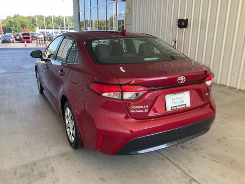 Used 2026 Toyota Corolla LE FWD image 18