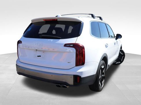 Used 2025 Kia Telluride S AWD/4WD image 12