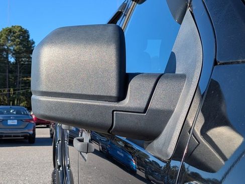 Used 2018 Ford F150 XLT image 11