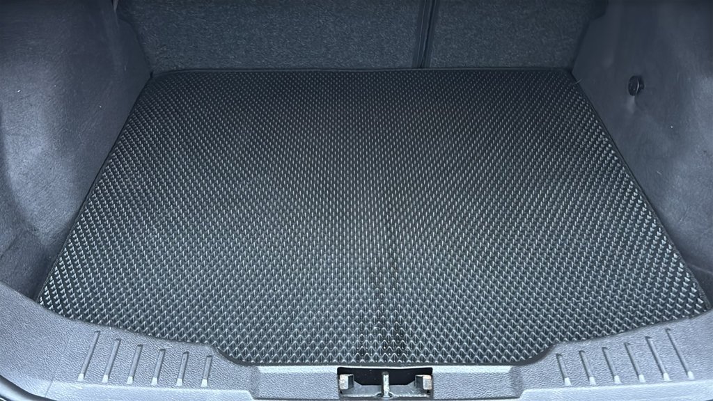 Used 2018 Ford Focus SE FWD image 29