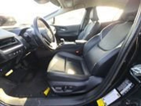 Used 2024 Toyota Prius XLE image 5