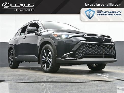 Used 2024 Toyota Corolla Cross XSE image 35