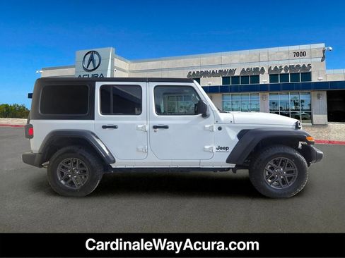 Used 2024 Jeep Wrangler Unlimited Sport AWD/4WD image 6