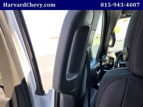 Used 2019 Chevrolet Silverado 1500 LT Trail Boss AWD/4WD image 30