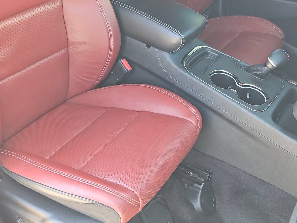 Used 2018 Dodge Durango SRT w/ Technology Group AWD/4WD image 34