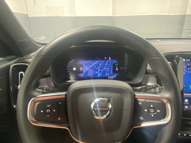 Used 2023 Volvo XC40 Recharge Ultimate w/ Protection Package Premier AWD/4WD image 15