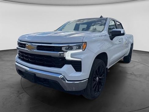 Used 2025 Chevrolet Silverado 1500 LT w/ Work Truck Package AWD/4WD image 9