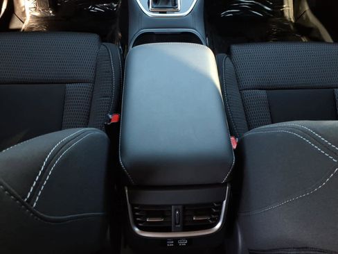 Certified 2025 Subaru Outback Premium w/ Popular Package #1A image 30