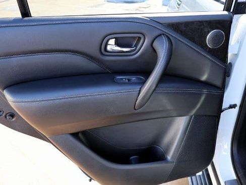 Used 2022 INFINITI QX80 Luxe w/ Cargo Package image 12