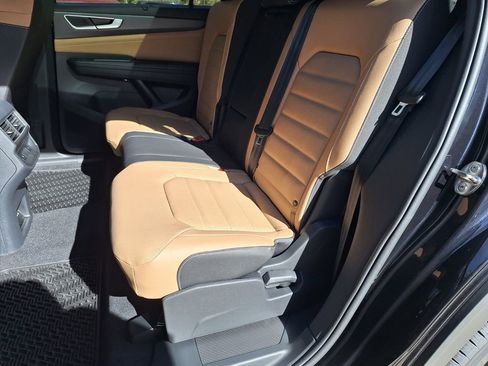 New 2026 Volkswagen Atlas Cross Sport SEL R-Line image 22