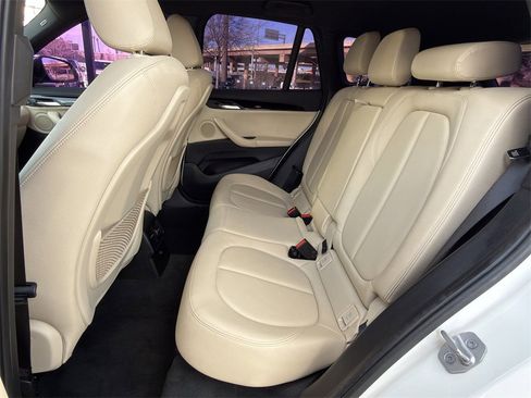 Used 2018 BMW X1 sDrive28i image 27