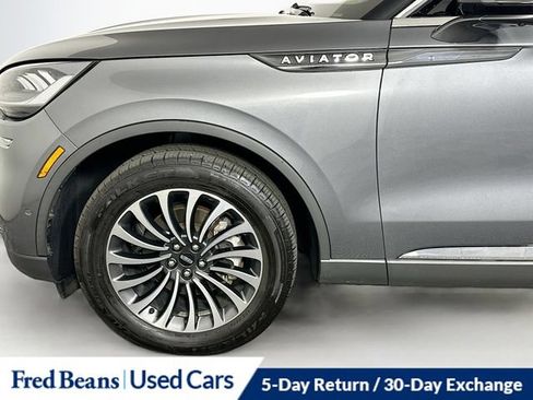 Used 2022 Lincoln Aviator Reserve w/ Elements Package Plus AWD/4WD image 40