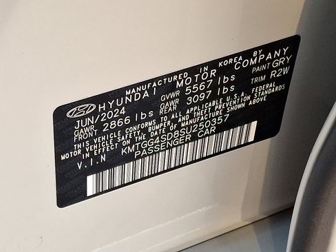 Used 2025 Genesis G80 3.5T Sport Prestige image 27