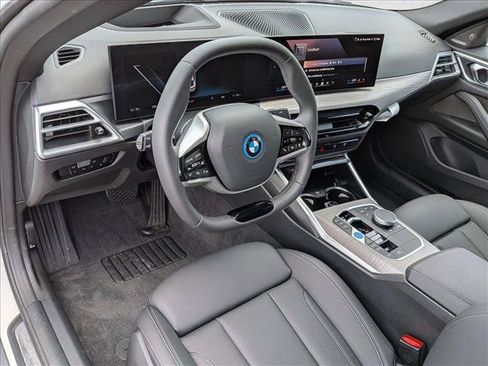 Used 2025 BMW i4 xDrive40i w/ Premium Package AWD/4WD image 10