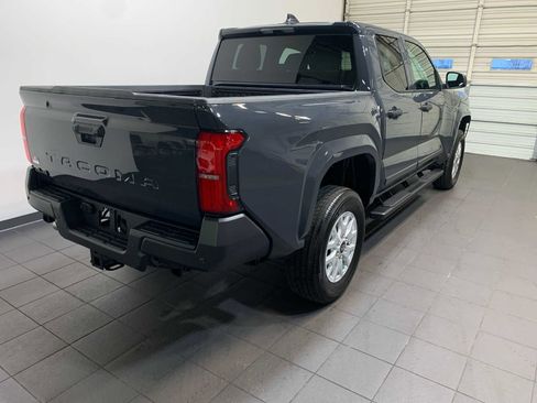 Used 2025 Toyota Tacoma SR w/ SR Upgrade Package image 3