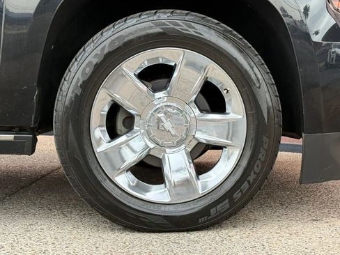 Used 2016 Chevrolet Suburban LTZ RWD image 25