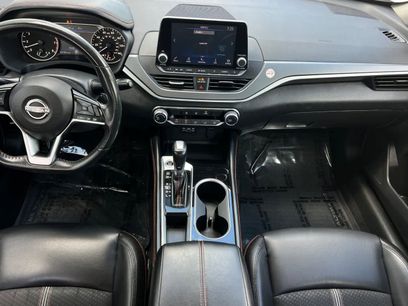 Used 2023 Nissan Altima 2.5 SR