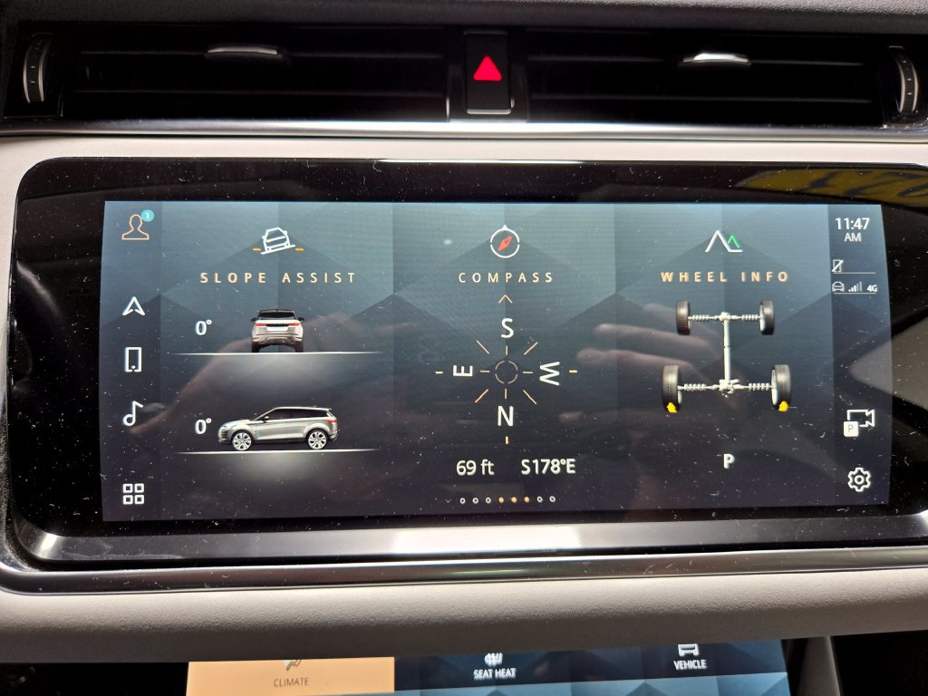 Used 2023 Land Rover Range Rover Evoque SE AWD/4WD image 23