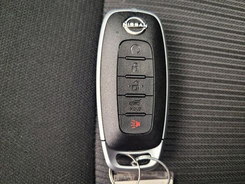 Used 2024 Nissan Sentra SV FWD image 32