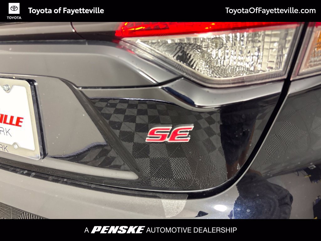 Certified 2026 Toyota Corolla SE w/ SE Package FWD image 5