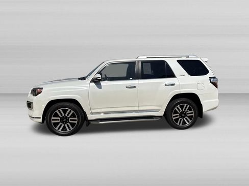 Used 2019 Toyota 4Runner Limited AWD/4WD image 9