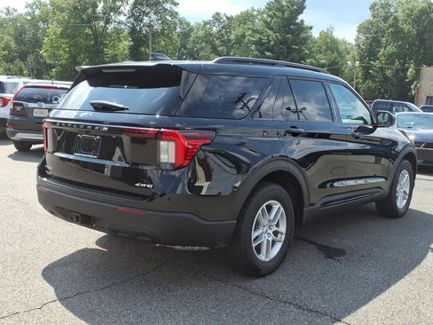 Certified 2026 Ford Explorer Active AWD/4WD image 6