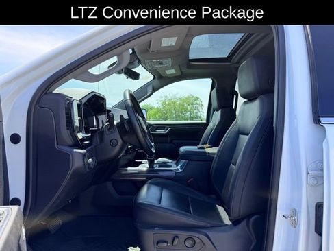 Used 2023 Chevrolet Silverado 1500 LTZ w/ LTZ Premium Package AWD/4WD image 7