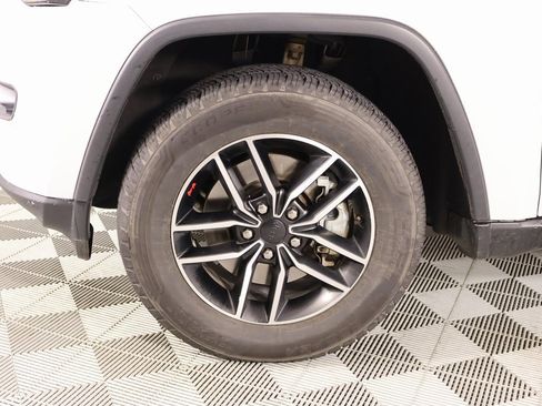 Used 2021 Jeep Grand Cherokee Trailhawk w/ Trailhawk Luxury Group image 19