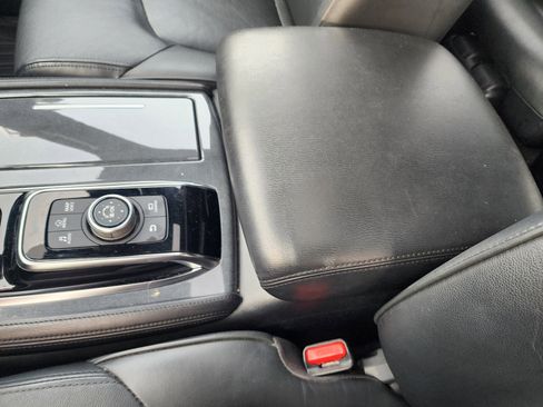 Used 2022 Nissan Armada SL w/ Midnight Edition Package image 38