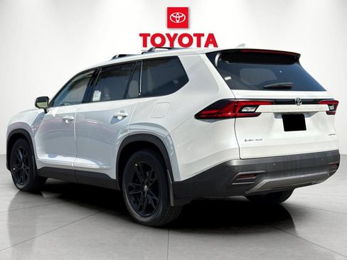 New 2026 Toyota Grand Highlander AWD Hybrid image 5