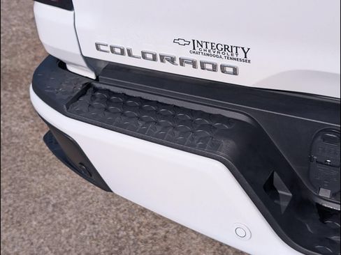 Used 2025 Chevrolet Colorado LT w/ Advanced Trailering Package RWD image 23