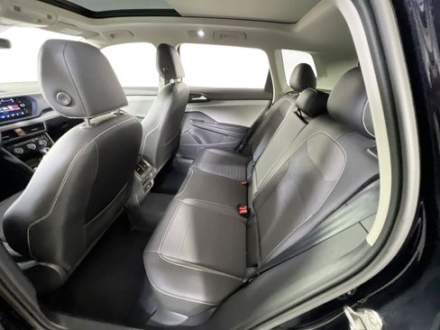 Used 2023 Volkswagen Taos SE image 24