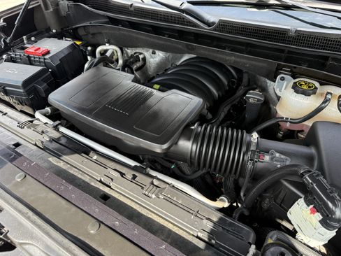 Used 2023 Chevrolet Silverado 1500 LT Trail Boss w/ Convenience Package II AWD/4WD image 33