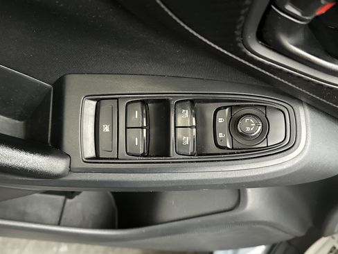 Used 2019 Subaru Crosstrek 2.0i w/ Eyesight System AWD/4WD image 15