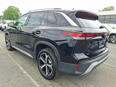 New 2026 Volkswagen Tiguan SE AWD/4WD image 3