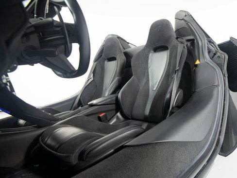 Used 2020 McLaren 720S Spider RWD image 33