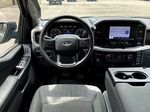 Certified 2022 Ford F150 XLT image 5