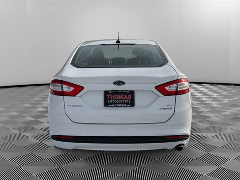 Used 2016 Ford Fusion SE image 6