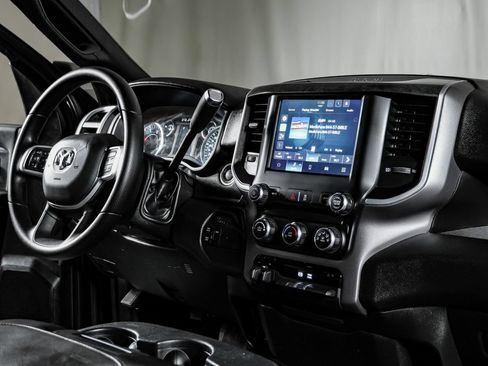 Used 2022 RAM 2500 Big Horn AWD/4WD image 23