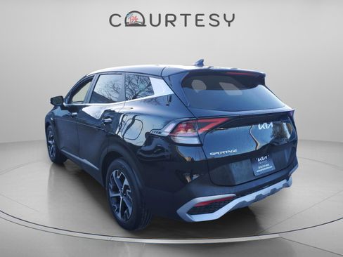 Certified 2024 Kia Sportage EX image 3