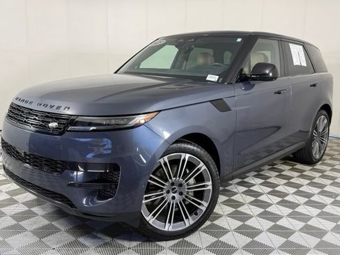 Used 2025 Land Rover Range Rover Sport SE AWD/4WD image 1